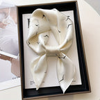Crafted From Imitation Silk Fabric, This Soft Shawl Is The Perfect Lightweight Accessory For Spring And Autumn. It Is Ideal For Women's Sun Protection And Is Ideal For Outdoor Activities
